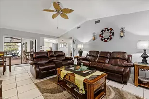 2224 SE 6th Ave, Cape Coral, FL 33990 - Photo 19