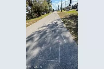 200 Florida Ln NW, Moore Haven, FL 33471 - Photo 17