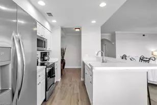 10391 Butterfly Palm Dr, Fort Myers, FL 33966 - Photo 9