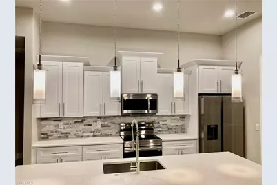 4615 SW 14th Pl, Cape Coral, FL 33914 - Photo 7