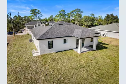 349 Ranchito Ave, Lehigh Acres, FL 33974 - Photo 7