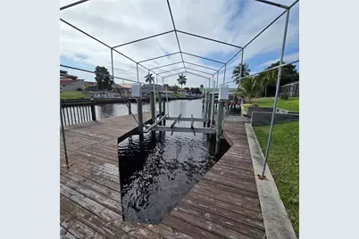 1118 SE 16th Ter, Cape Coral, FL 33990 - Photo 3
