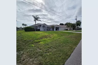 1118 SE 16th Ter, Cape Coral, FL 33990 - Photo 35