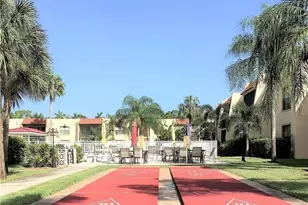 12505 McGregor Blvd, Fort Myers, FL 33919 - Photo 17