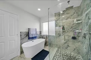 207 NE 24th Terrace, Cape Coral, FL 33909 - Photo 23