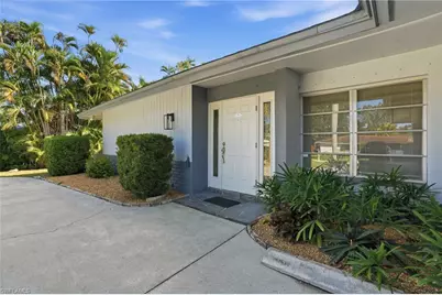 5661 Eichen Cir E, Fort Myers, FL 33919 - Photo 3