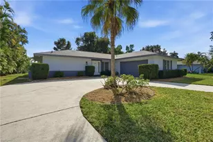 5661 Eichen Cir E, Fort Myers, FL 33919 - Photo 1
