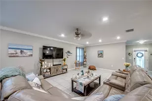 640 Encarnacion St, Punta Gorda, FL 33983 - Photo 9