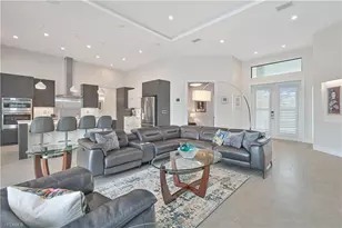 1608 Beach Pkwy W, Cape Coral, FL 33914 - Photo 29