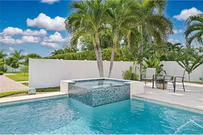 1608 Beach Pkwy W, Cape Coral, FL 33914 - Photo 15