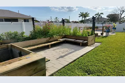 1156 SW 39th Ter, Cape Coral, FL 33914 - Photo 47