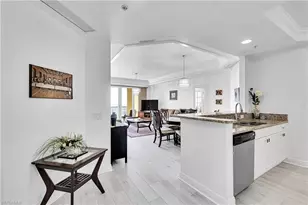 2745 1st St, Fort Myers, FL 33916 - Photo 7