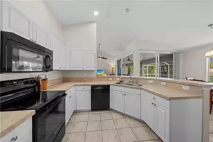 2517 SW 11th Ct, Cape Coral, FL 33914 - Photo 7