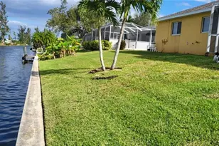 137 SE 16th St, Cape Coral, FL 33990 - Photo 41