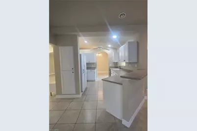 137 SE 16th St, Cape Coral, FL 33990 - Photo 13