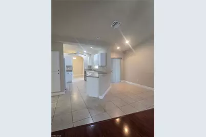 137 SE 16th St, Cape Coral, FL 33990 - Photo 19