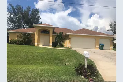 137 SE 16th St, Cape Coral, FL 33990 - Photo 1