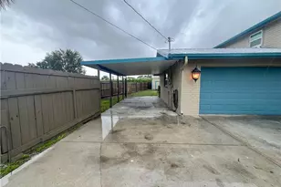 195 E Mariana Ave, North Fort Myers, FL 33917 - Photo 31