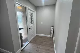 195 E Mariana Ave, North Fort Myers, FL 33917 - Photo 7