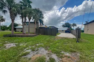 195 E Mariana Ave, North Fort Myers, FL 33917 - Photo 35