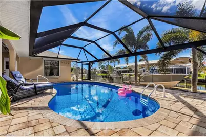 1102 SE 21st Ave, Cape Coral, FL 33990 - Photo 5