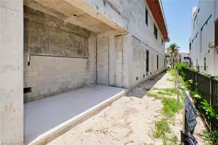 938 San Carlos Dr, Fort Myers Beach, FL 33931 - Photo 17