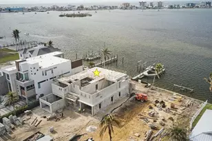 938 San Carlos Dr, Fort Myers Beach, FL 33931 - Photo 33
