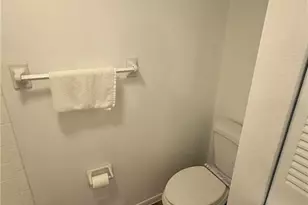 1406 Park Shore Cir, Fort Myers, FL 33901 - Photo 19