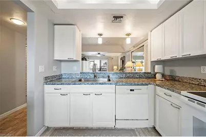 18068 San Carlos Blvd #515, Fort Myers Beach, FL 33931 - Photo 13