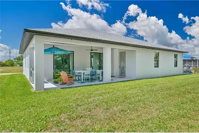 1137 SW 29th Ter, Cape Coral, FL 33914 - Photo 7