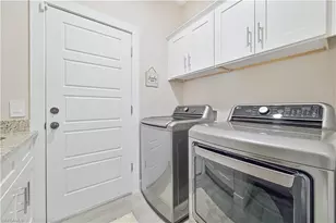 1137 SW 29th Terrace, Cape Coral, FL 33914 - Photo 17