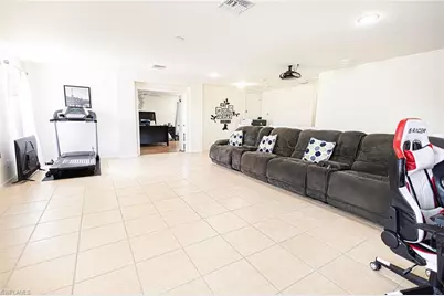 2816 NE 6th Pl, Cape Coral, FL 33909 - Photo 27