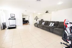 2816 NE 6th Pl, Cape Coral, FL 33909 - Photo 27
