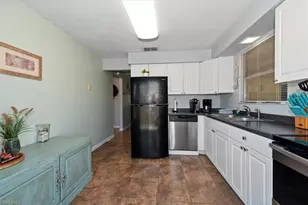 10746 Lemontree Ct, Lehigh Acres, FL 33936 - Photo 13