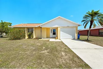 10746 Lemontree Ct, Lehigh Acres, FL 33936 - Photo 3