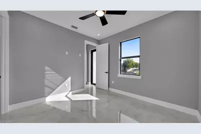 842 SW 15th St, Cape Coral, FL 33991 - Photo 21