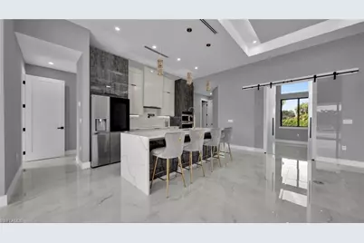 842 SW 15th St, Cape Coral, FL 33991 - Photo 9