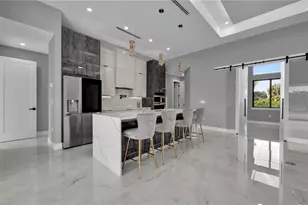 842 SW 15th St, Cape Coral, FL 33991 - Photo 9