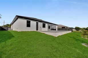 842 SW 15th St, Cape Coral, FL 33991 - Photo 39