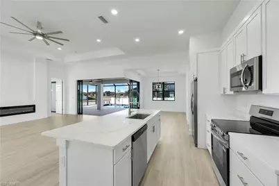 1600 NW 38th Ave, Cape Coral, FL 33993 - Photo 11