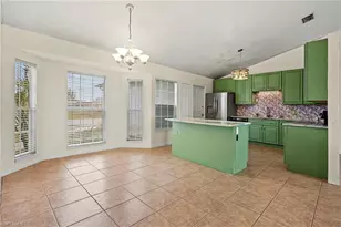 2948 SW 5th Pl, Cape Coral, FL 33914 - Photo 5