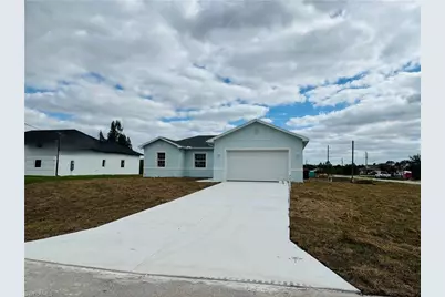 426 Mercedes Ct, Lehigh Acres, FL 33972 - Photo 1
