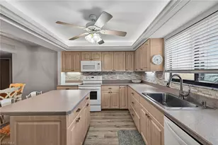 4384 Bowsprit Ct, Fort Myers, FL 33919 - Photo 7