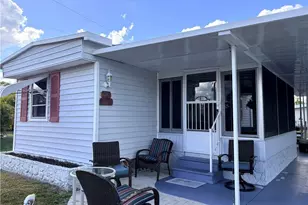 622 Vista Dr, North Fort Myers, FL 33917 - Photo 1