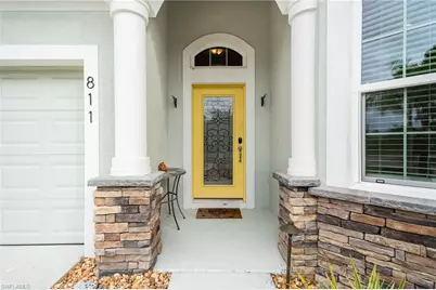 811 SE 33rd Ter, Cape Coral, FL 33904 - Photo 7