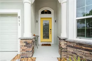 811 SE 33rd Terrace, Cape Coral, FL 33904 - Photo 7