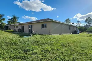 5112 SW 27th St, Lehigh Acres, FL 33973 - Photo 17