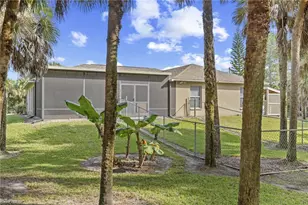 711 12th St NE, Naples, FL 34120 - Photo 21