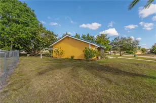 2028 Schooner Dr, Labelle, FL 33935 - Photo 21
