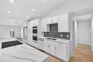 1211 Periwinkle Way, Sanibel, FL 33957 - Photo 17